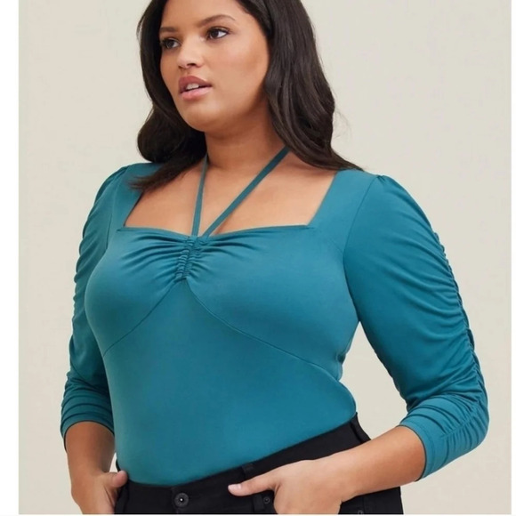*NWT* Torrid Pacific Ivy Ruched Bodysuit - Picture 1 of 6